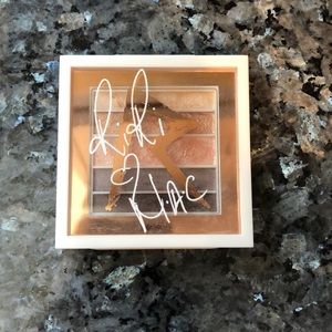Riri Mac eyeshadow palette